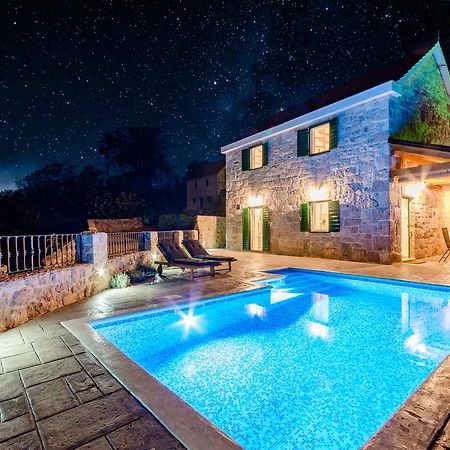 Holiday Home Rustic Kraljici Exterior photo