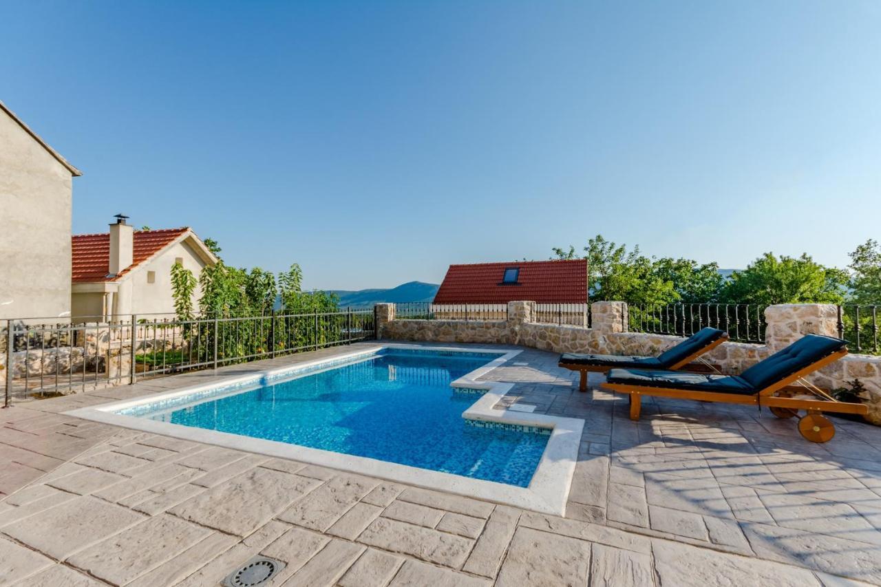 Holiday Home Rustic Kraljici Exterior photo