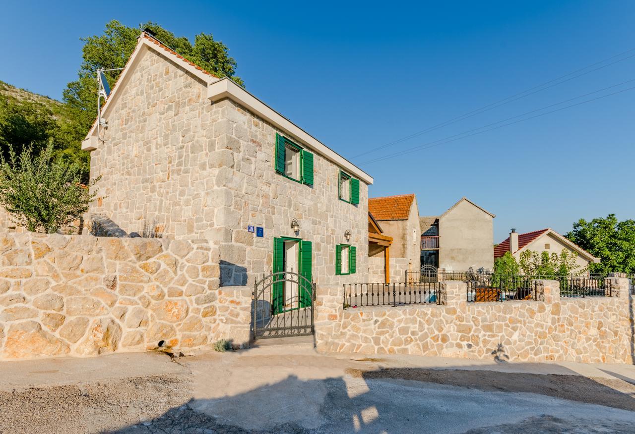 Holiday Home Rustic Kraljici Exterior photo